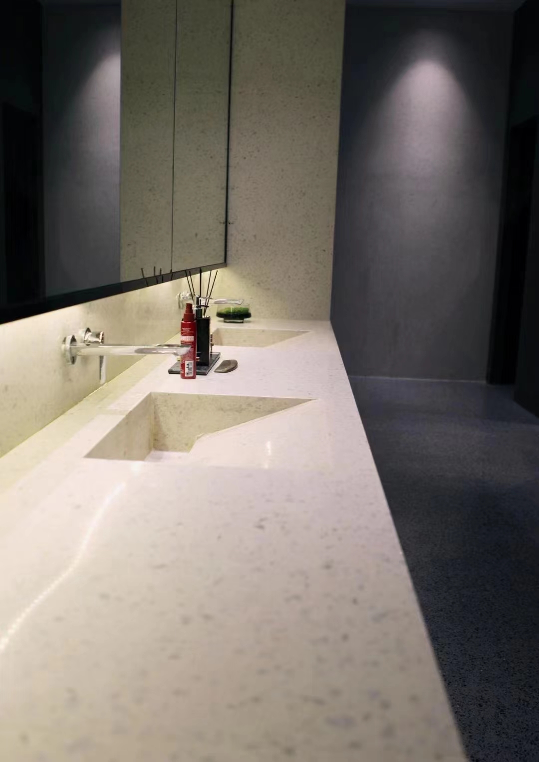 Rectángulo lado derecho Vanity Top para baño